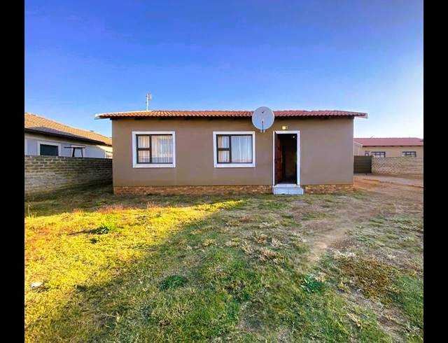3 BEDROOM HOUSE FOR SALE IN VANDERBIJLPARK CE 4